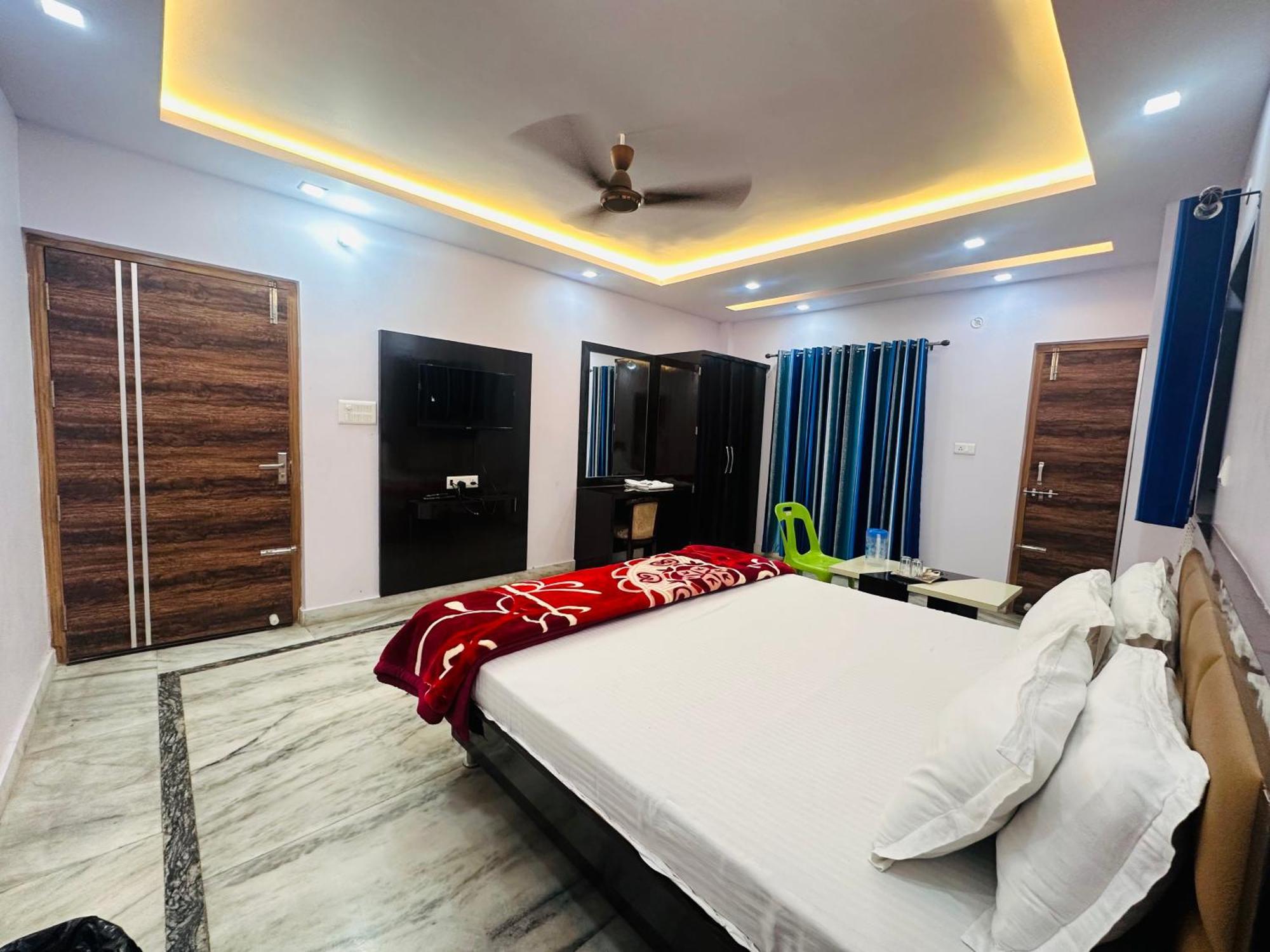 Hotel Pink Paradise Gorakhpur Exterior foto